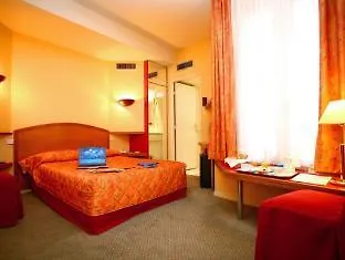 פריז Hotel Fertel Maillot