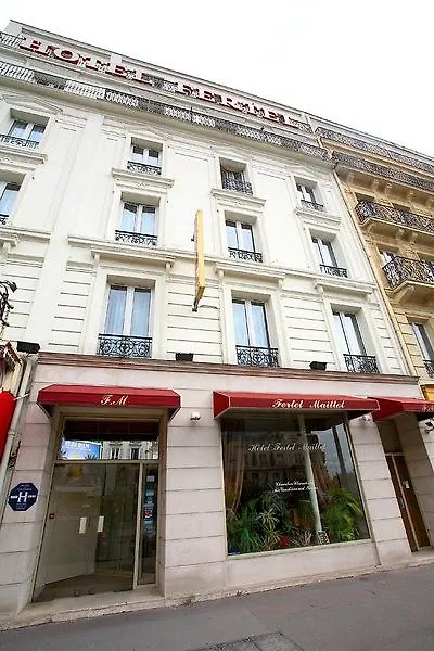 ***  פריז Hotel Fertel Maillot צרפת