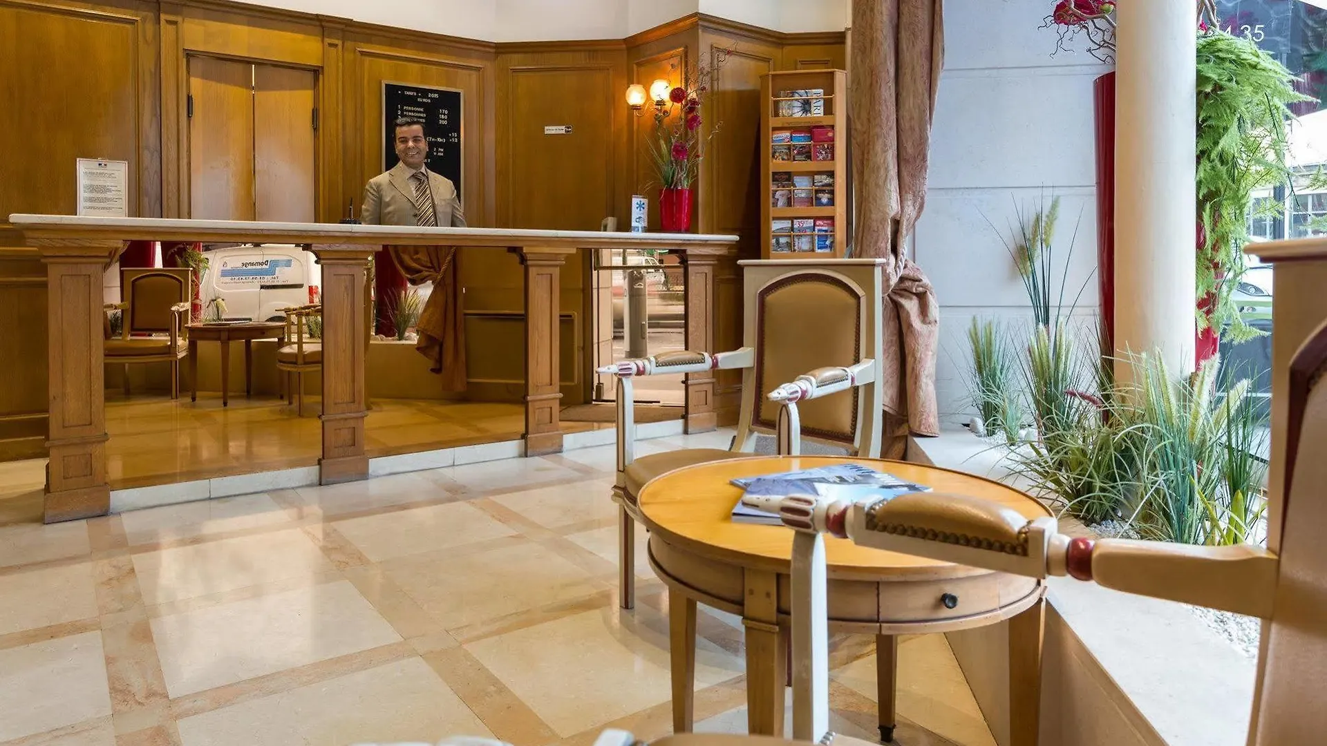 Hotel Fertel Maillot Parigi Francia